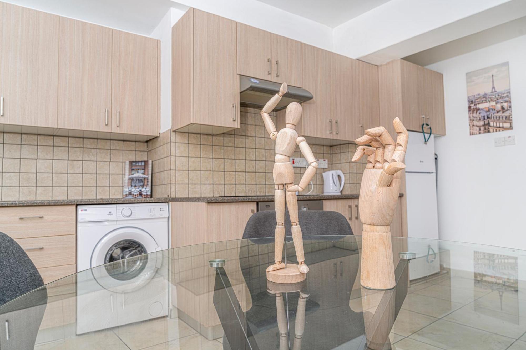 Private Room In Shared Flat نيقوسيا المظهر الخارجي الصورة