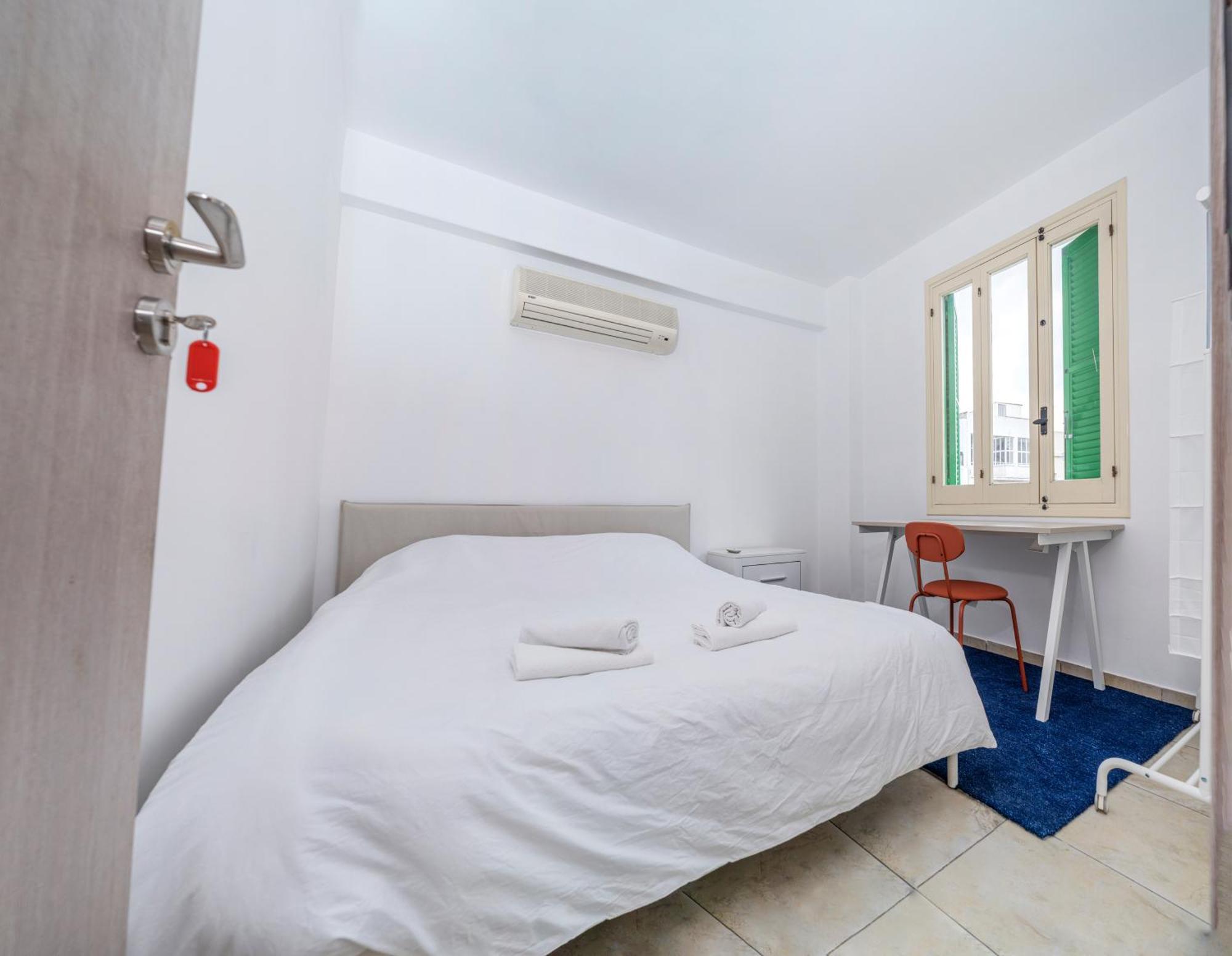 Private Room In Shared Flat نيقوسيا المظهر الخارجي الصورة